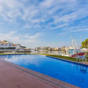 piso-de-2-habitaciones-3-piscinas-y-cerca-del-mar.catalonia-hotels.com/
